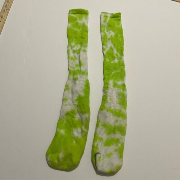 Green Tie-Dye woman’s soccer Socks - Picture 3 of 4
